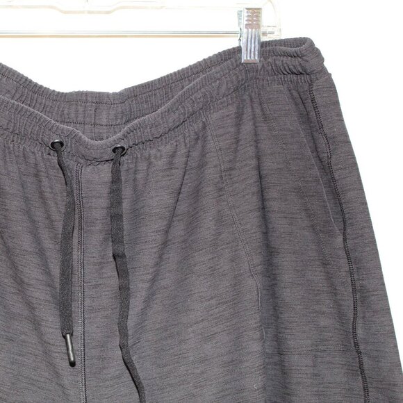 Old Navy Active Breathe On gray athletic drawstring shorts w pockets XXL - Picture 2 of 7